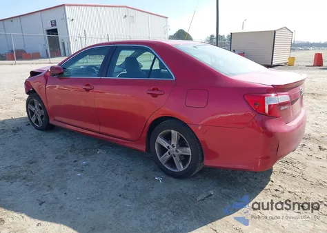 2012 Toyota Camry Se z USA, uszkodzony, nr VIN 4T1BF1FKXCU524268